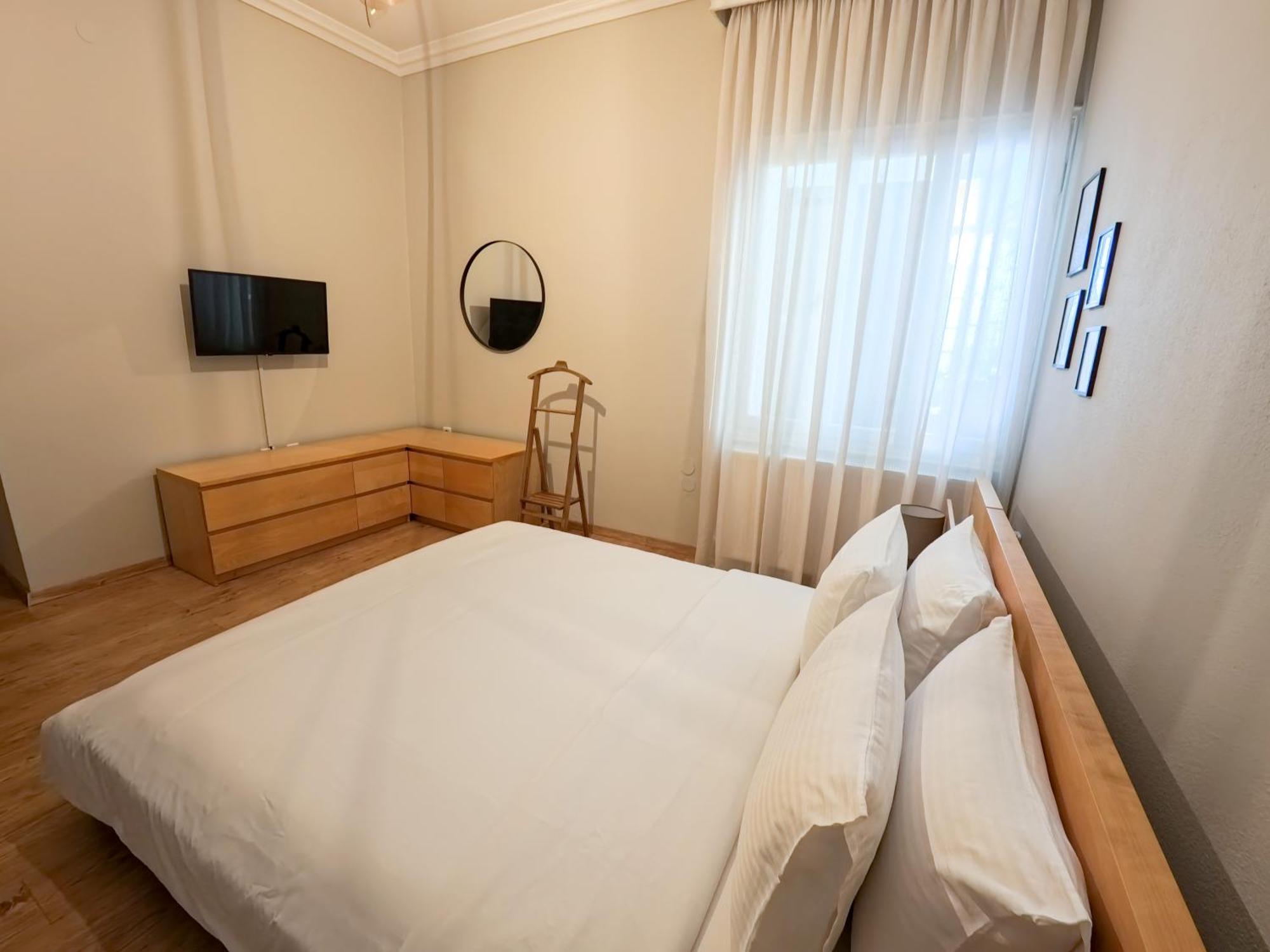 Living Life Apartment Komotiní Kültér fotó